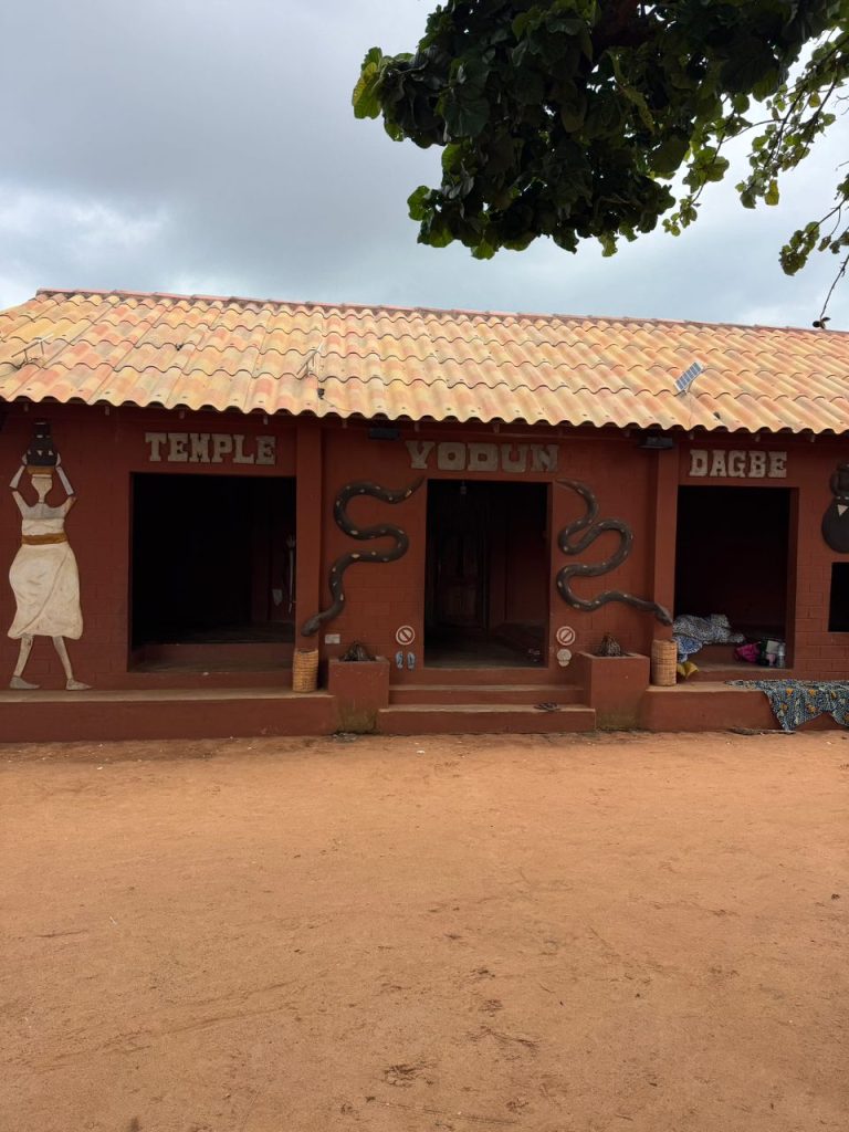 Place Dangbé Klunon Honto